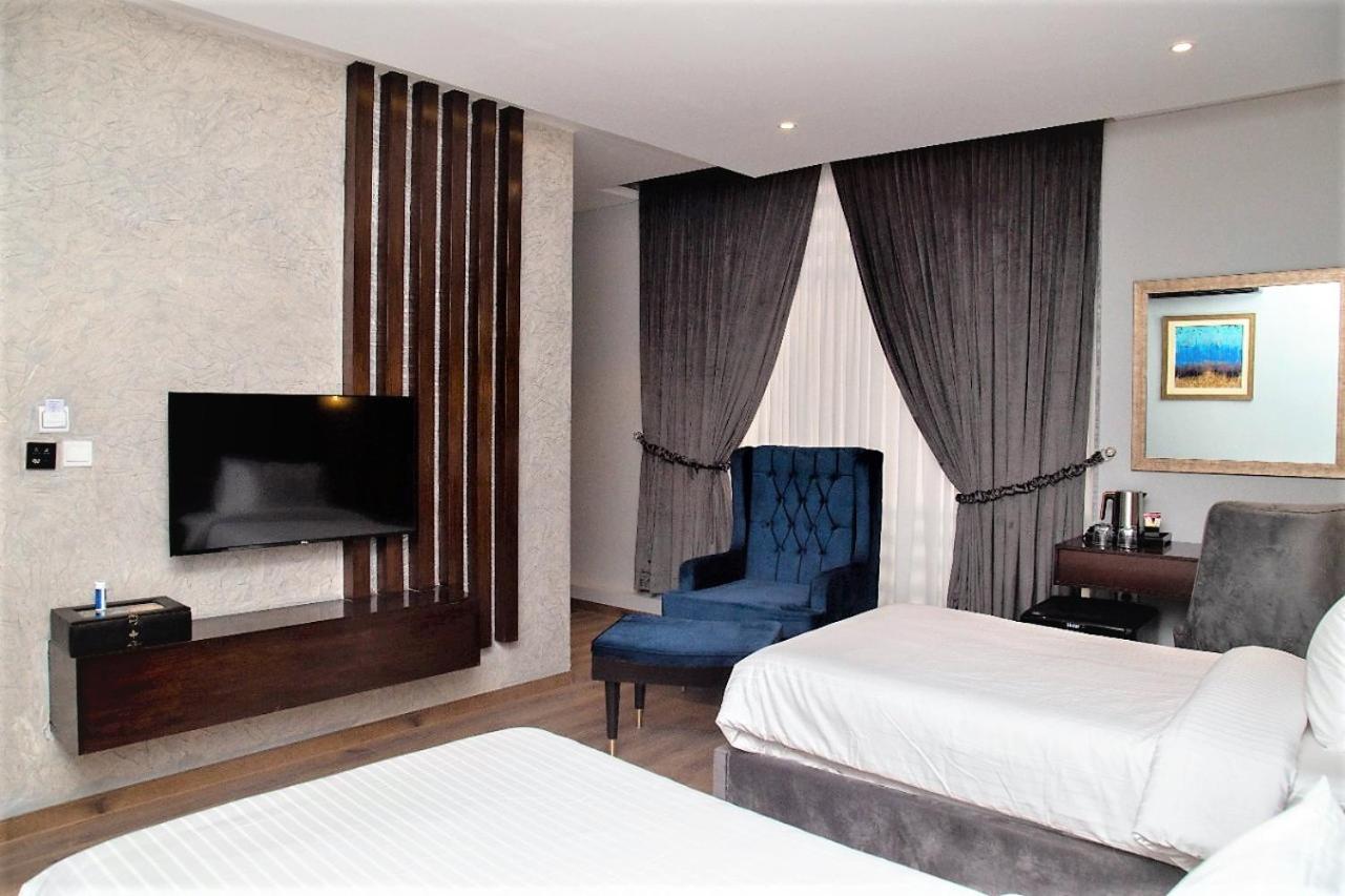 The Orchard Hotel ラホール エクステリア 写真