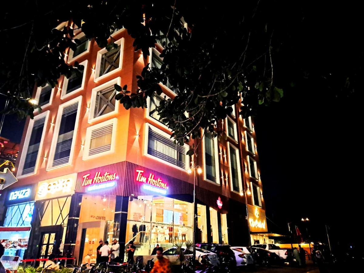 The Orchard Hotel ラホール エクステリア 写真